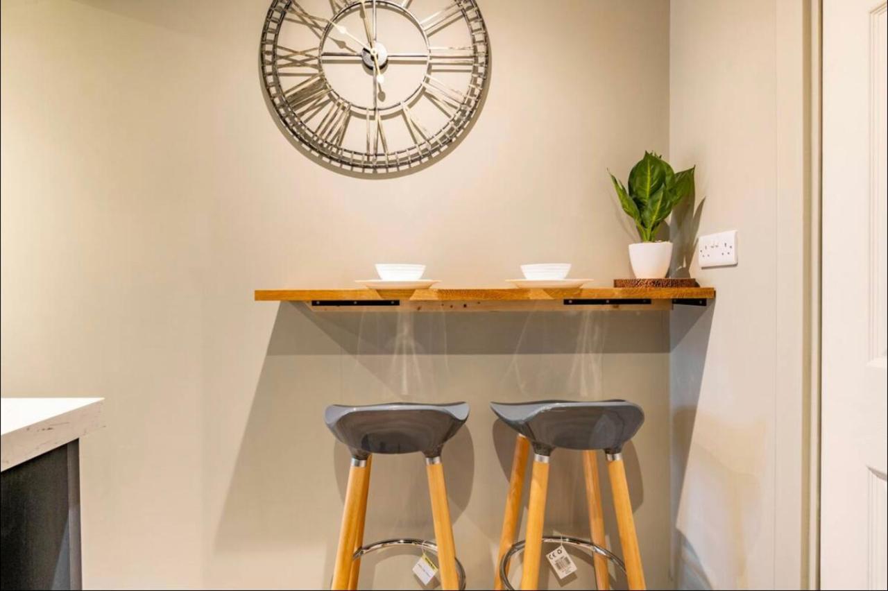 The Hideaway By The Sea - Free Parking Appartement Hove Buitenkant foto